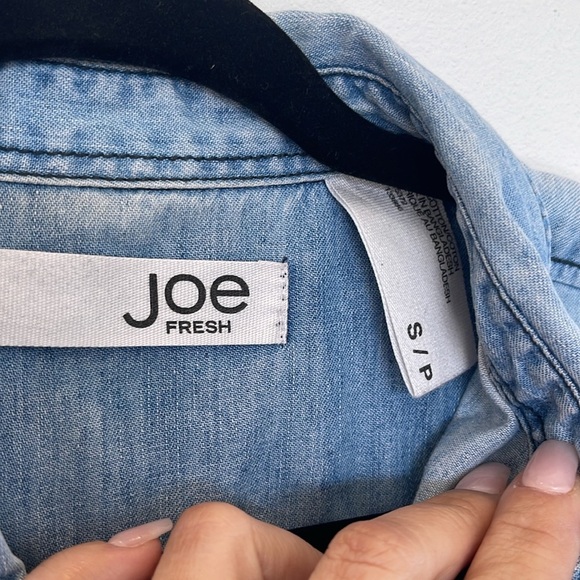 JOE FRESH Women's Long Sleeve Button-Down Denim Shirt Size S - Picture 3 of 9